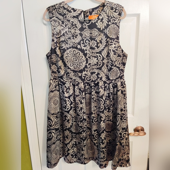 Joe Fresh Size 14 Batik Pattern Black Dress - Picture 1 of 3